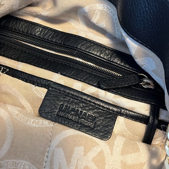 Michael Kors Black Pebbled Leather Crossbody Chain Bag - Picture 4 of 5